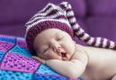 Що означає тримати уві сні дитину на руках?